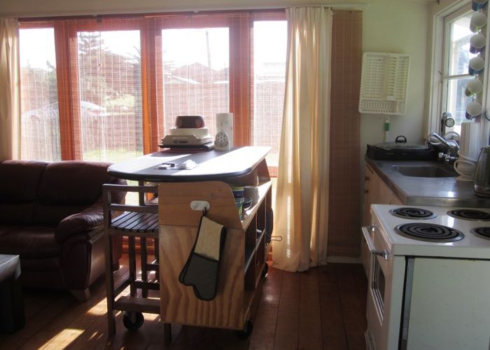  at 104 Rua Avenue, Waitarere Beach, Levin