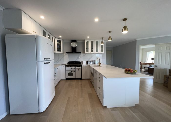  at 28 Spur Road, Stillwater, Silverdale