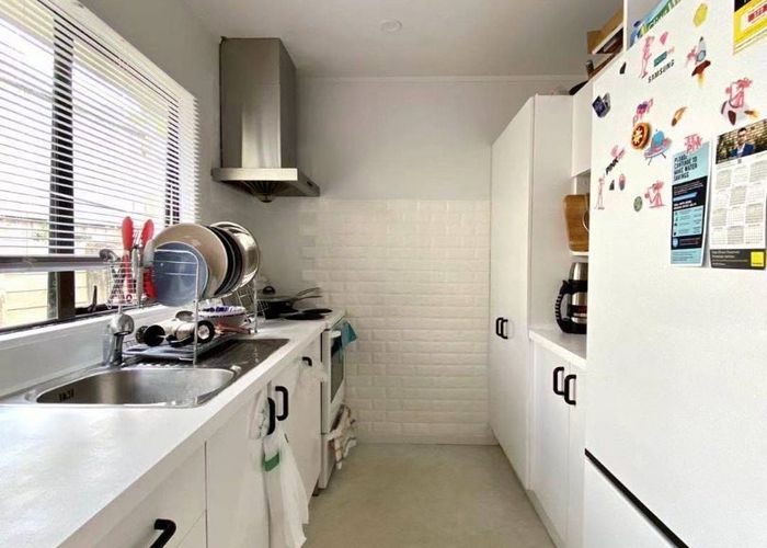  at 1/13 Trengove Place, West Harbour, Waitakere City, Auckland