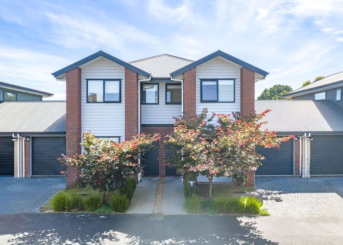  at 2/54 Helena Road, Hillcrest, Hamilton, Waikato