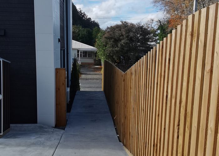  at 6/17 Lowtherhurst Road, Massey, Auckland