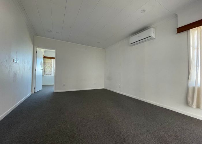  at 350 Hillsborough Road, Mount Roskill, Auckland City, Auckland