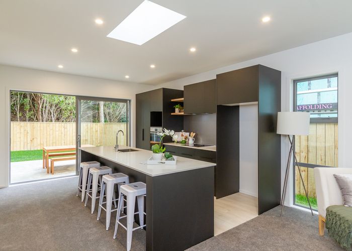  at 3 Breakwater Way, Whitby, Porirua 