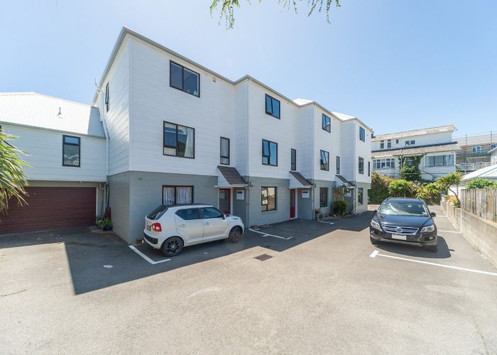  at 9/2 Hood Street, Mount Victoria, Wellington