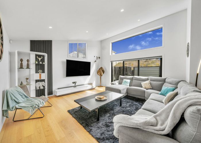  at 6 Mara Waina Place, Swanson, Waitakere City, Auckland