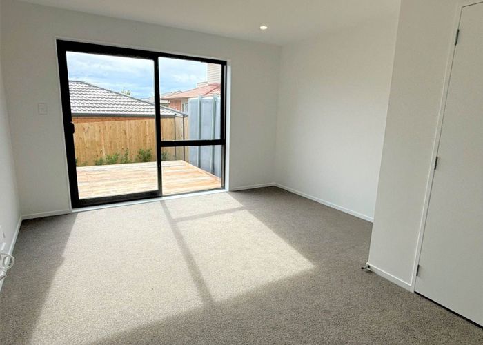  at 49 Raupeti Lane, Henderson, Auckland