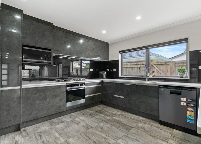  at 188A Hill Road, The Gardens, Manukau City, Auckland