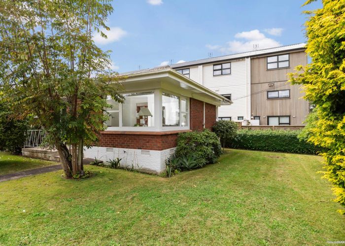  at 1/9 Erson Avenue, Royal Oak, Auckland City, Auckland
