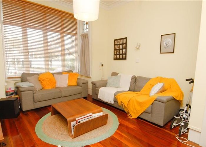  at 10 Parkfield Terrace, Grafton, Auckland