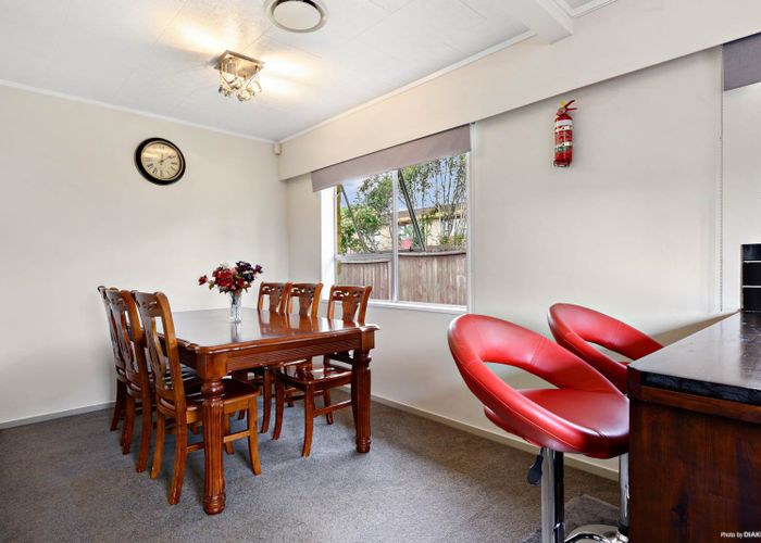  at 17 Helms Place, Manurewa, Auckland