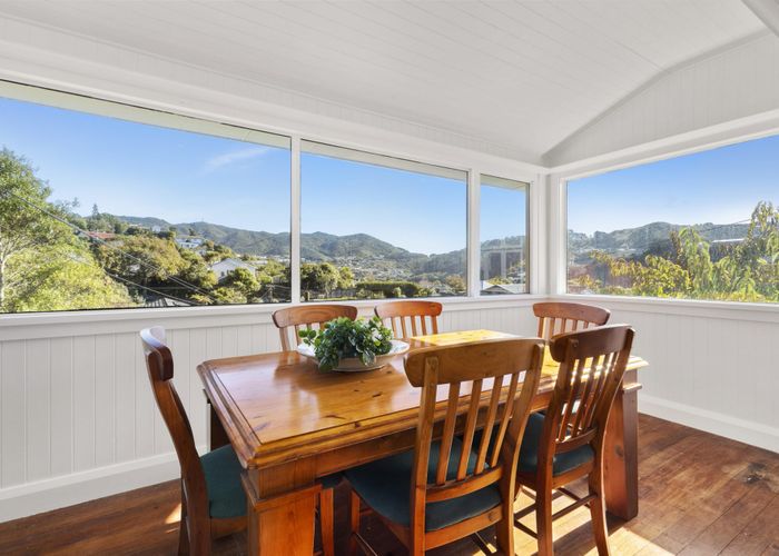  at 17 Burrows Avenue, Karori, Wellington, Wellington