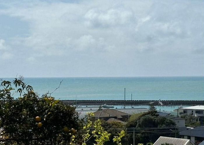  at 11 South Road, Moturoa, New Plymouth, Taranaki