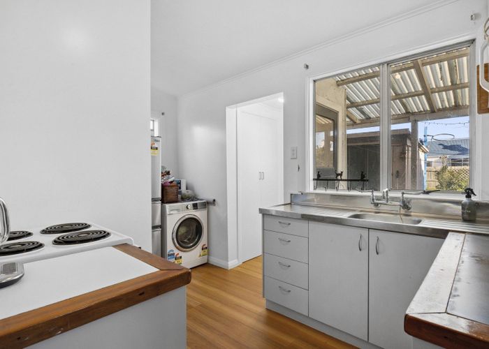  at 49 Baker Street, Caversham, Dunedin, Otago