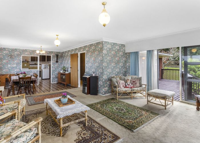  at 195 Glamorgan Drive, Torbay, Auckland