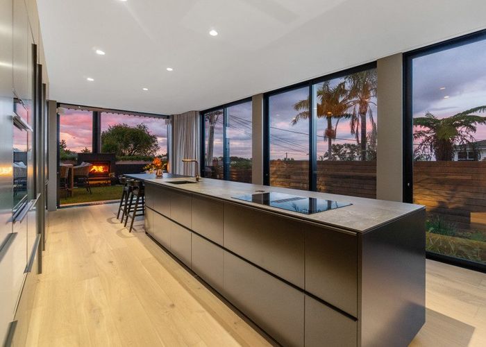  at 61B Castor Bay Road, Castor Bay, North Shore City, Auckland