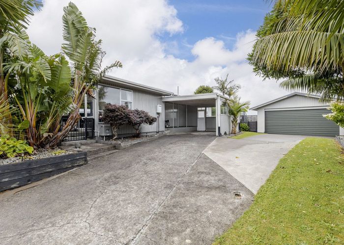  at 8 Evelyn Place, Welbourn, New Plymouth, Taranaki