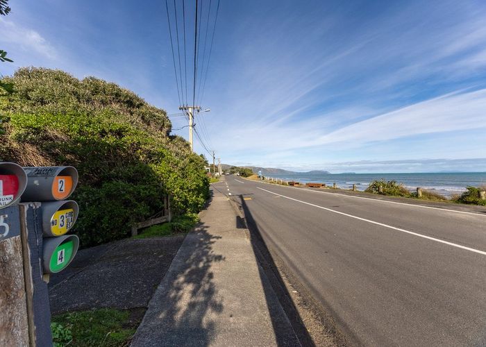  at 25 The Esplanade, Raumati South, Kapiti Coast, Wellington