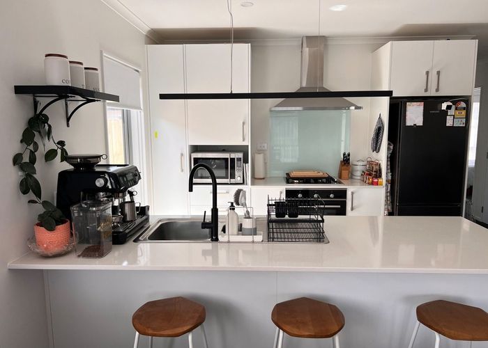  at 21 Kutukutu Street, Takanini, Papakura, Auckland