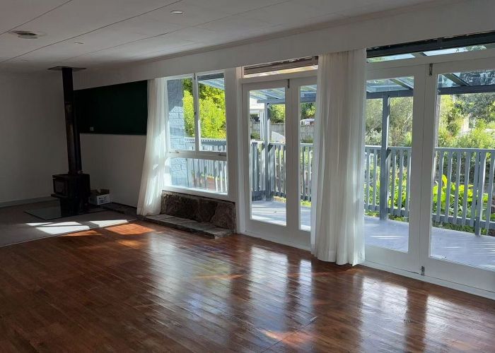  at 40 Verbena Road, Birkdale, North Shore City, Auckland