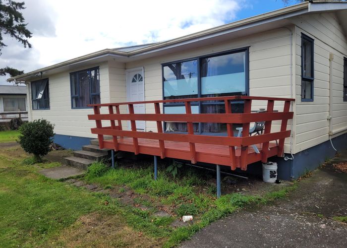  at 43 Rathgar Road, Henderson, Waitakere City, Auckland