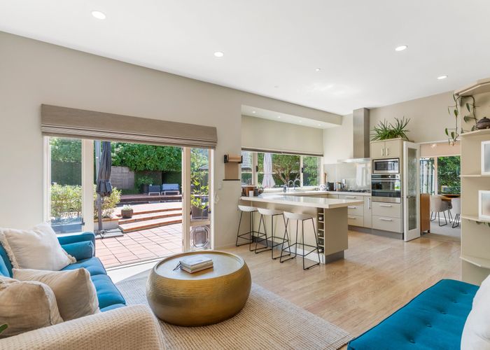  at 3 Wynona Close, Albany, North Shore City, Auckland