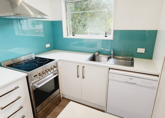  at 100A Spinella Dr, Bayview, North Shore City, Auckland