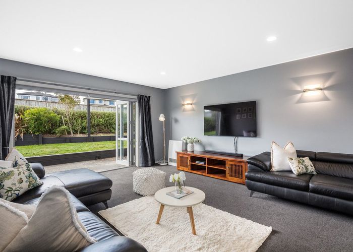  at 11 Nelson Avenue, Aotea, Porirua