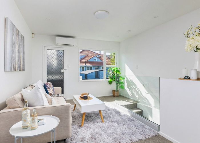  at 4/28 Willcott Street, Mount Albert, Auckland City, Auckland