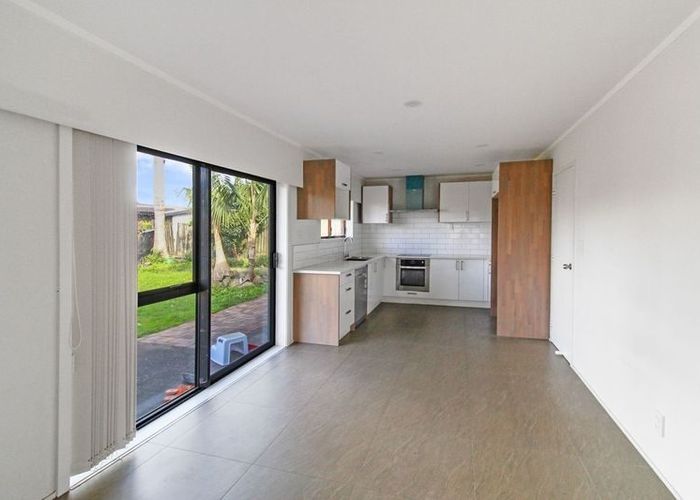  at 12 Chichester Drive, Rosehill, Papakura, Auckland