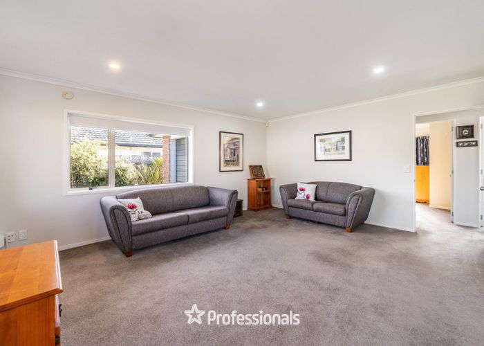  at 17 Woodland Mews, Wainuiomata, Lower Hutt, Wellington