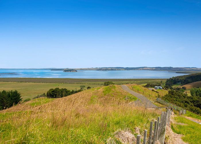  at 3390C Kaipara Coast Highway, Kaukapakapa, Rodney, Auckland