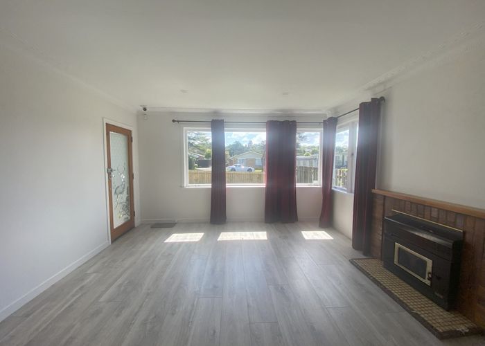  at 72 Godley Road, Green Bay, Waitakere City, Auckland
