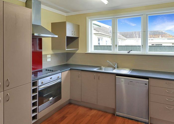  at 994 Taita Drive, Taita, Lower Hutt