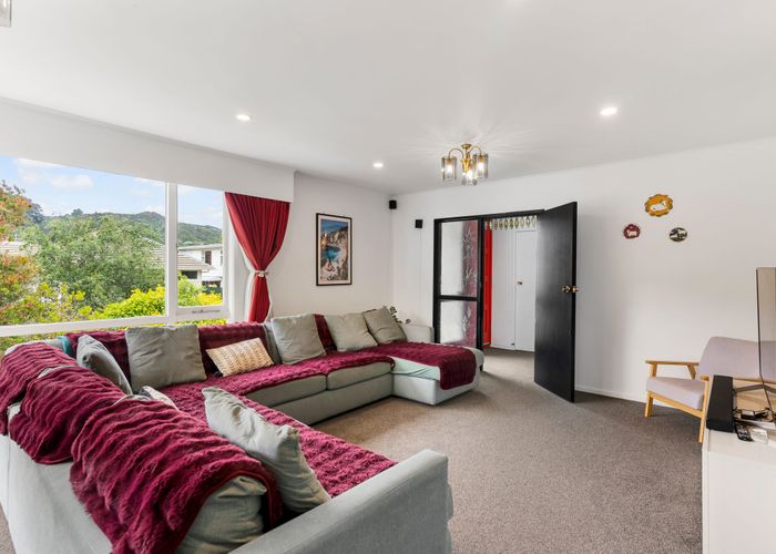  at 10 Woodhouse Avenue, Karori, Wellington, Wellington