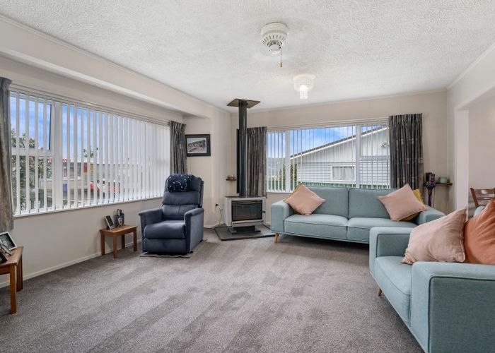  at 419 Warspite Avenue, Ascot Park, Porirua