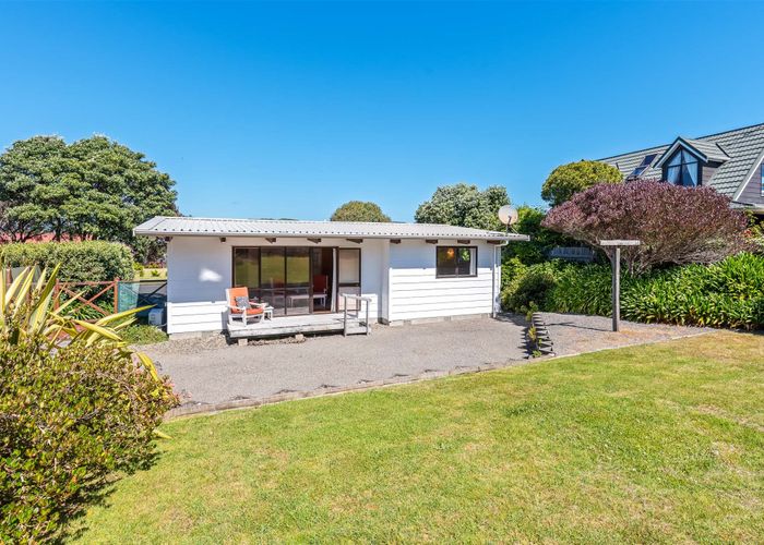  at 175 Tutere Street, Waikanae Beach, Waikanae