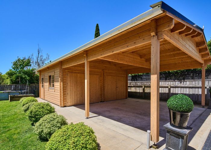  at 33 Maclaren Street, Maymorn, Upper Hutt, Wellington