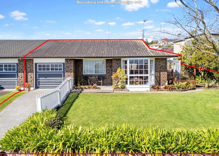  at 2/44 Aberfeldy Avenue, Highland Park, Auckland