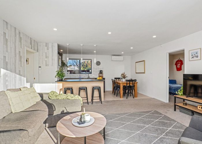  at 2/17 Johns Road, Belfast, Christchurch City, Canterbury