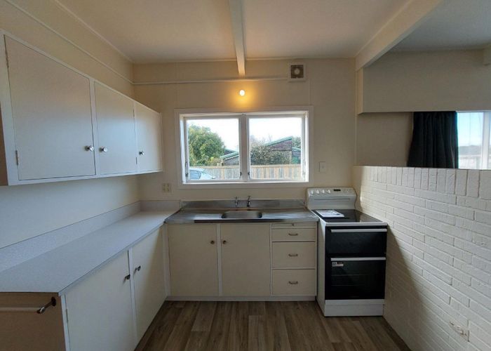  at 1/43a Lismore Street, Merrilands, New Plymouth, Taranaki