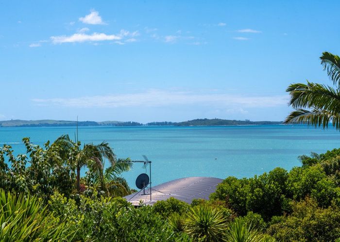  at 127 Mellons Bay Road, Mellons Bay, Manukau City, Auckland