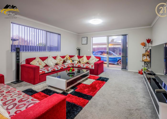  at 33A Hain Avenue, Mangere East, Auckland