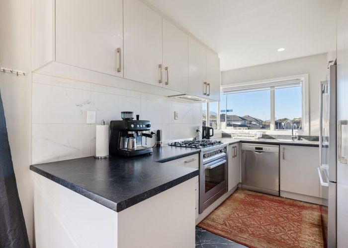  at 43 Farnborough Street, Aranui, Christchurch City, Canterbury