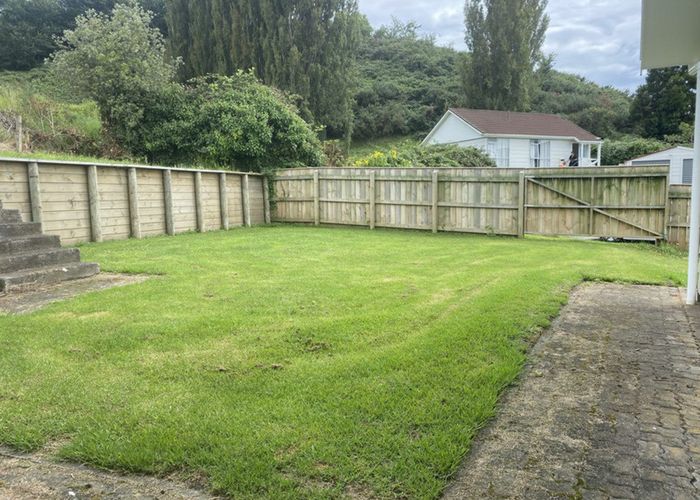  at 27 Savage Crescent, Aramoho, Whanganui
