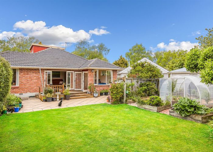  at 33 Balrudry Street, Avonhead, Christchurch City, Canterbury