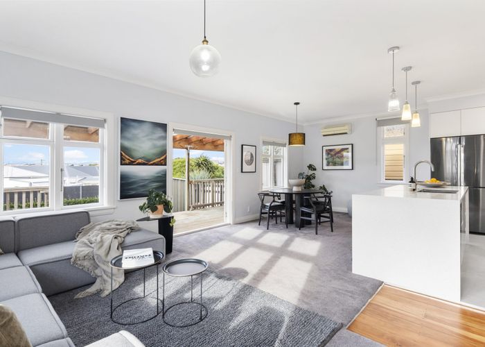  at 3 Endeavour Street, Lyall Bay, Wellington