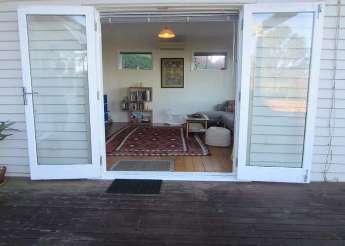  at 49 London Road, Korokoro, Lower Hutt, Wellington