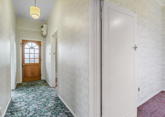  at 22 Law Street, Caversham, Dunedin