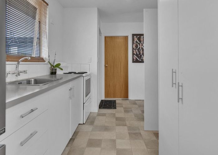  at 2/22 Mathesons Road, Phillipstown, Christchurch City, Canterbury