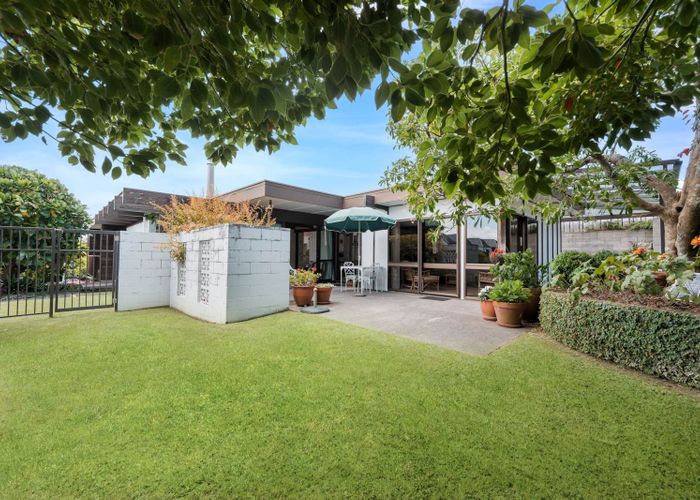  at 23 Kurnell Drive, Botany Downs, Manukau City, Auckland